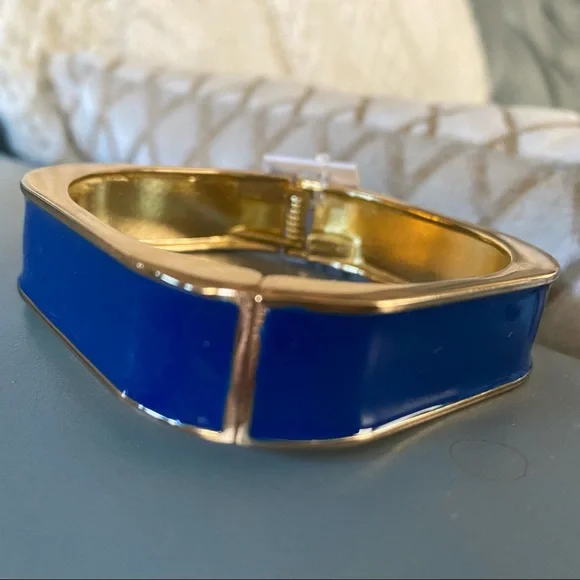 NWT Navy Blue/Gold AMRITA SINGH Square Hinge ENAMEL Cuff BRACELET - Picture 2 of 7